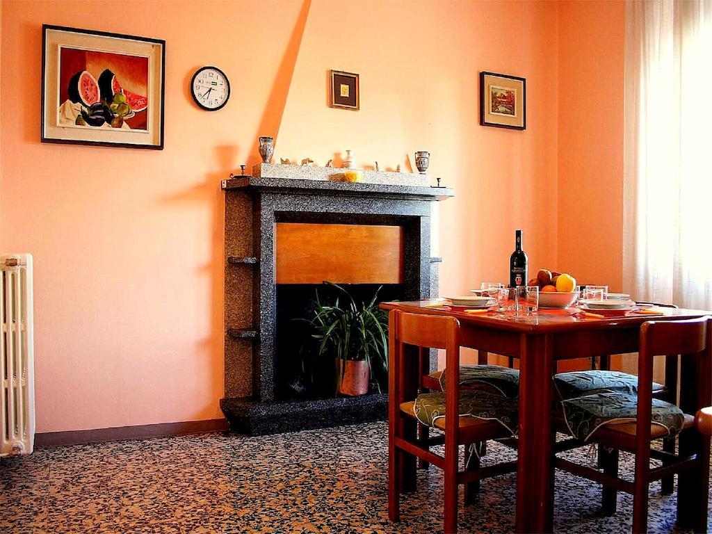 Apartmán Casa Anto Lezzeno Pokoj fotografie